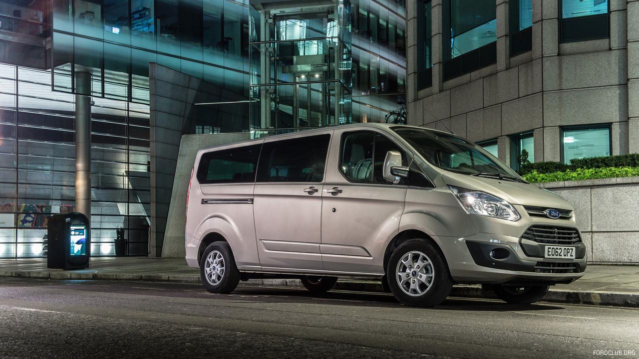 Ford_Tourneo_Custom_